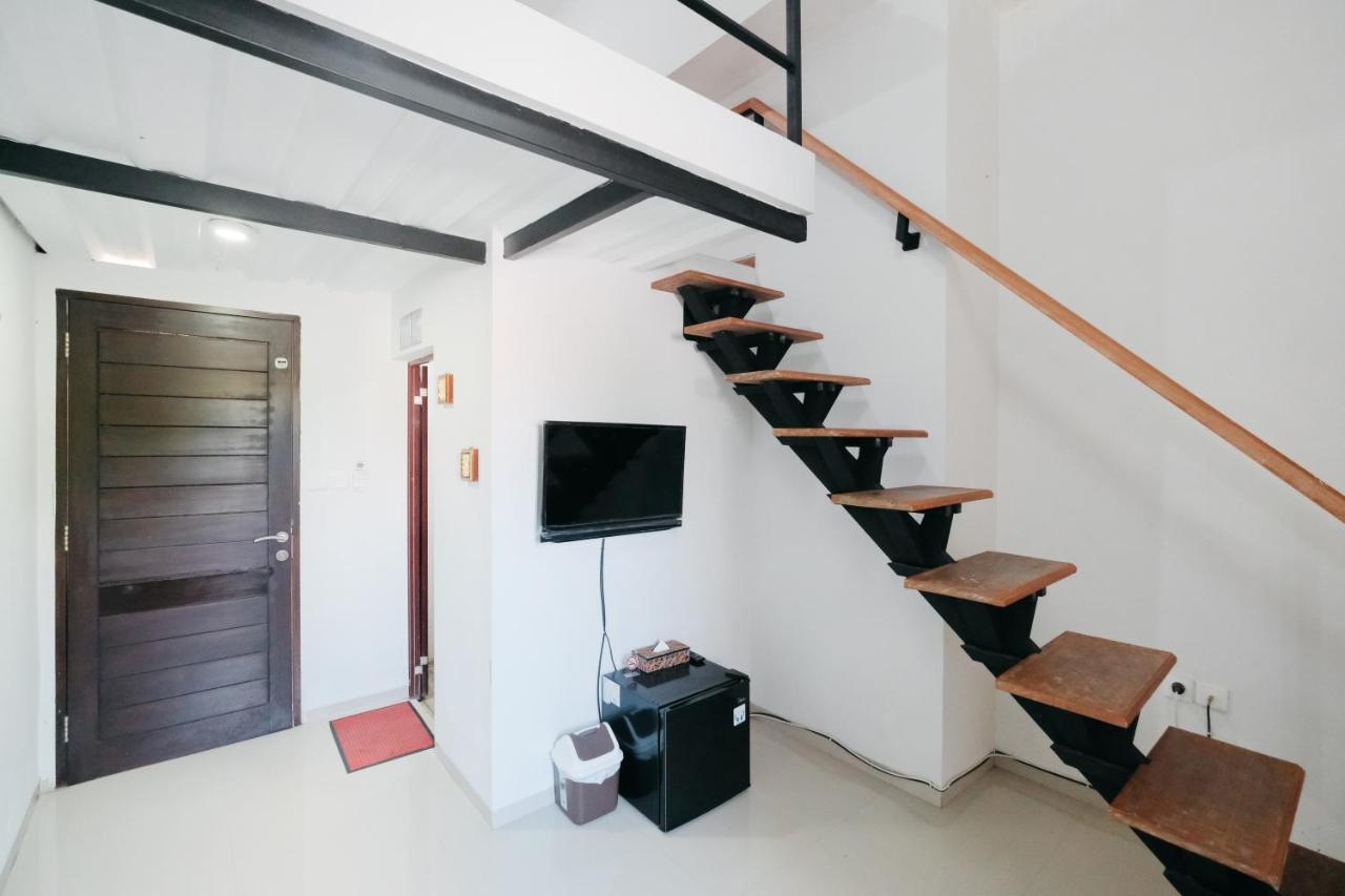 D'Tamblingan Guest House At Taman Griya Jimbaran Redpartner - Minimum Stay 30 Nights Экстерьер фото