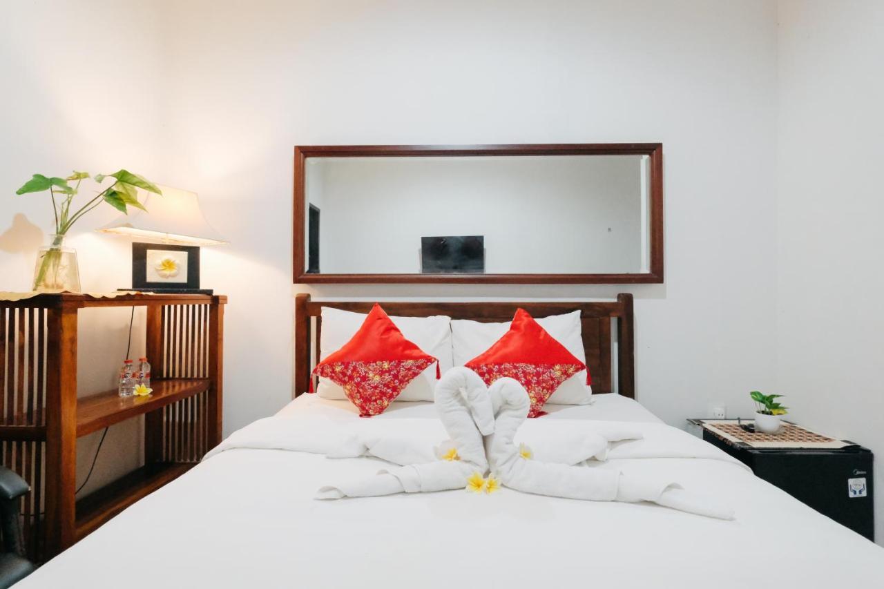 D'Tamblingan Guest House At Taman Griya Jimbaran Redpartner - Minimum Stay 30 Nights Экстерьер фото